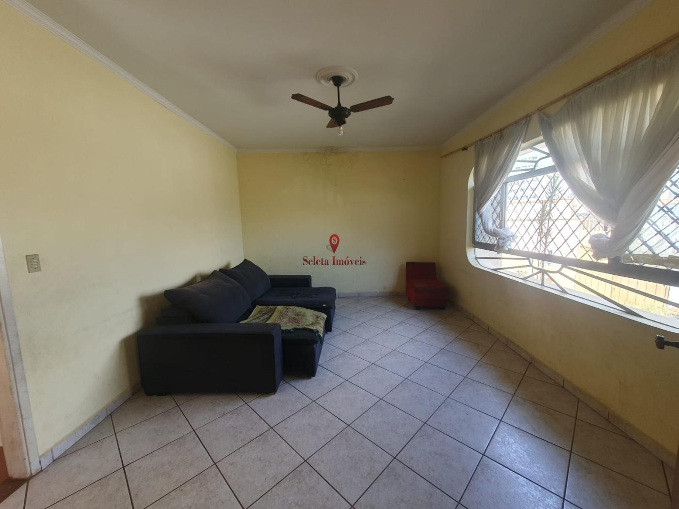 Casa, 4 quartos, 330 m² - Foto 2