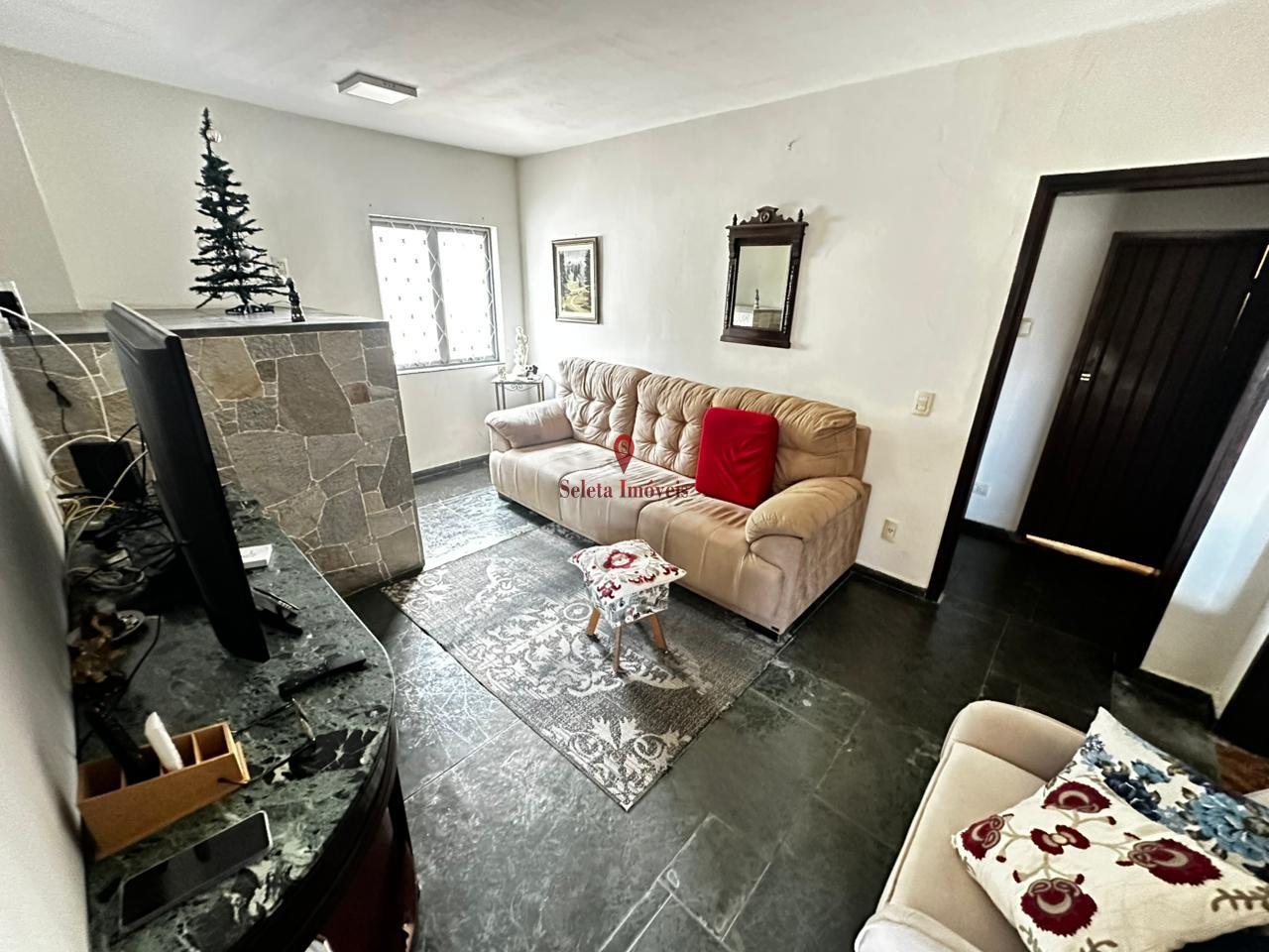 Casa, 3 quartos, 245 m² - Foto 3