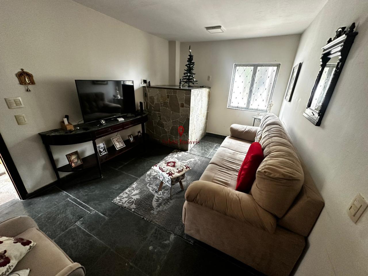 Casa, 3 quartos, 245 m² - Foto 4