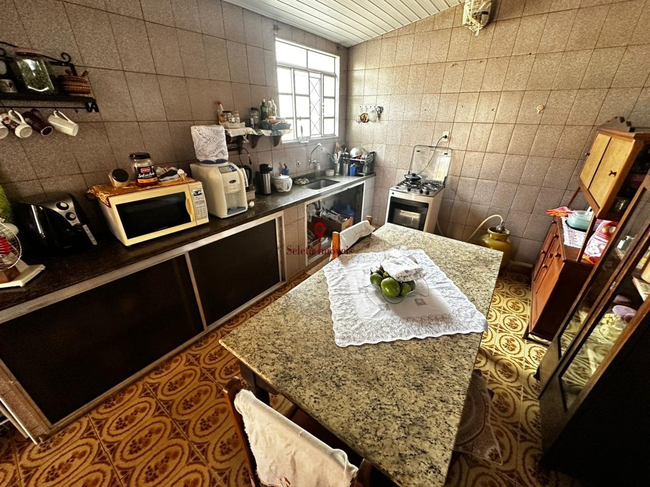 Casa, 3 quartos, 245 m² - Foto 11