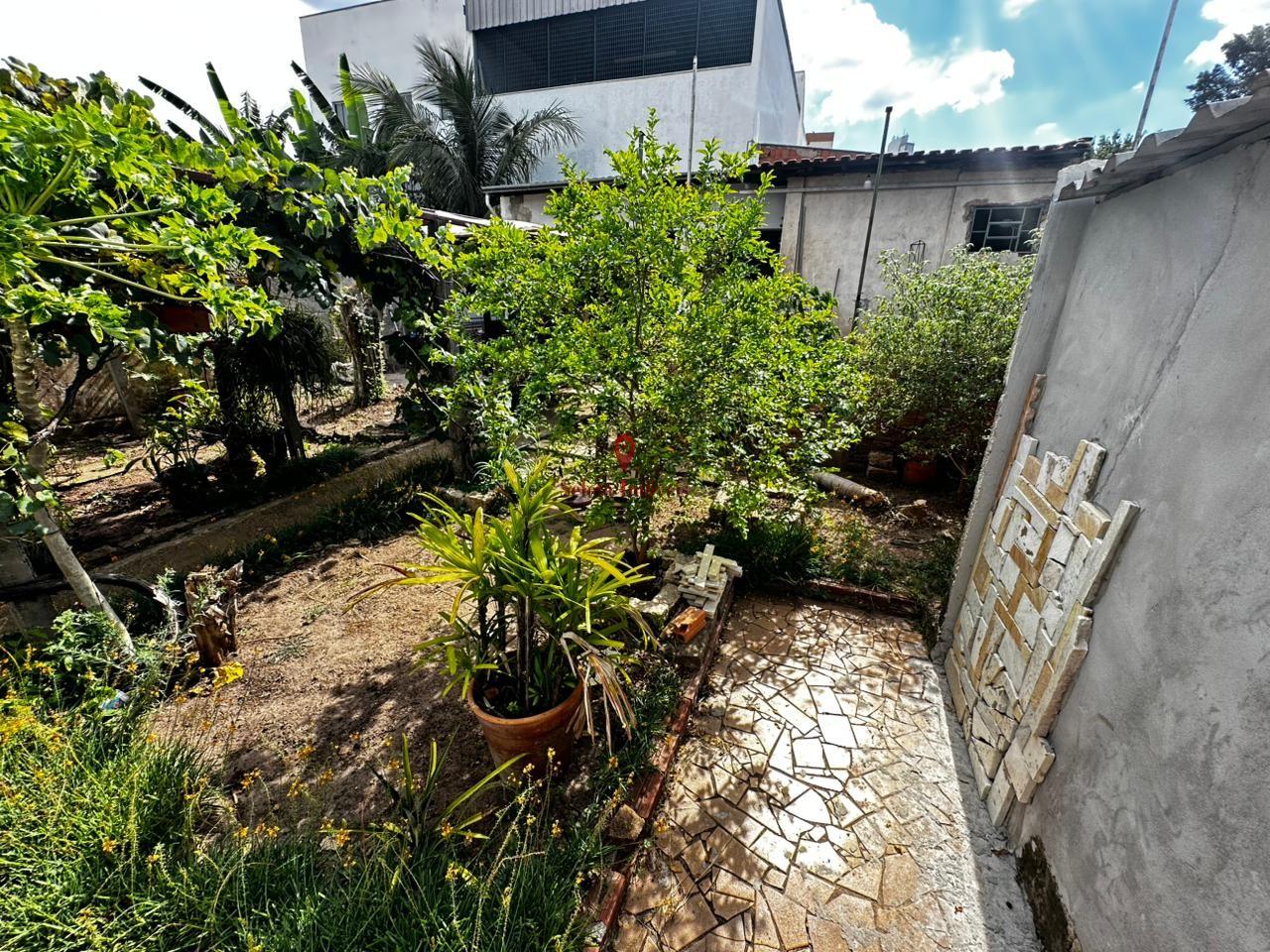 Casa, 3 quartos, 245 m² - Foto 17