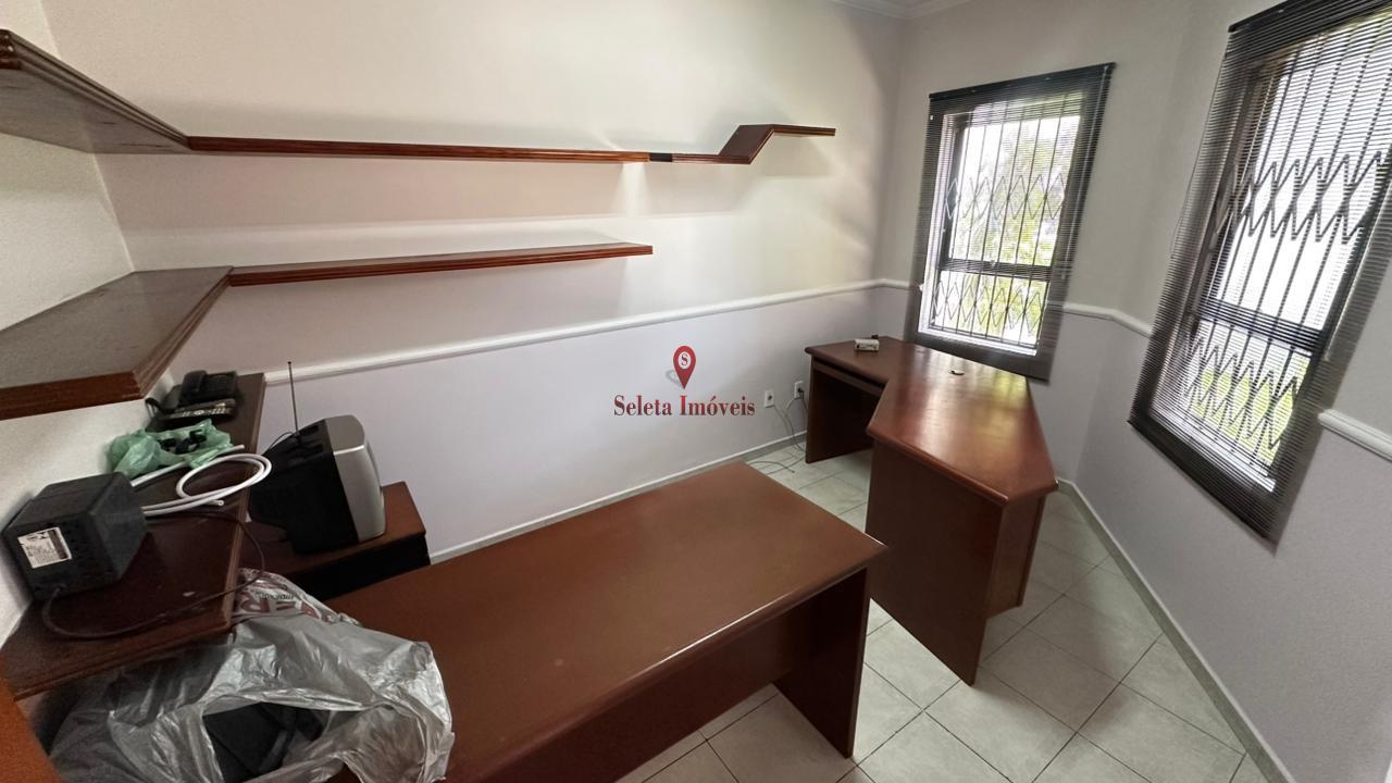 Casa, 4 quartos, 330 m² - Foto 4