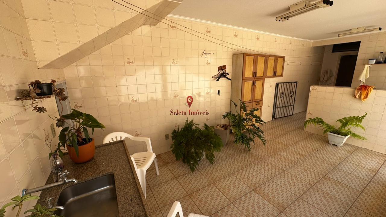 Casa, 3 quartos, 217 m² - Foto 17