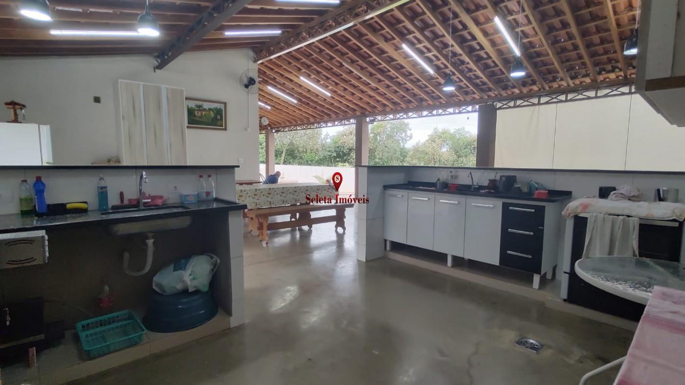 Chácara, 3 quartos, 884 m² - Foto 5