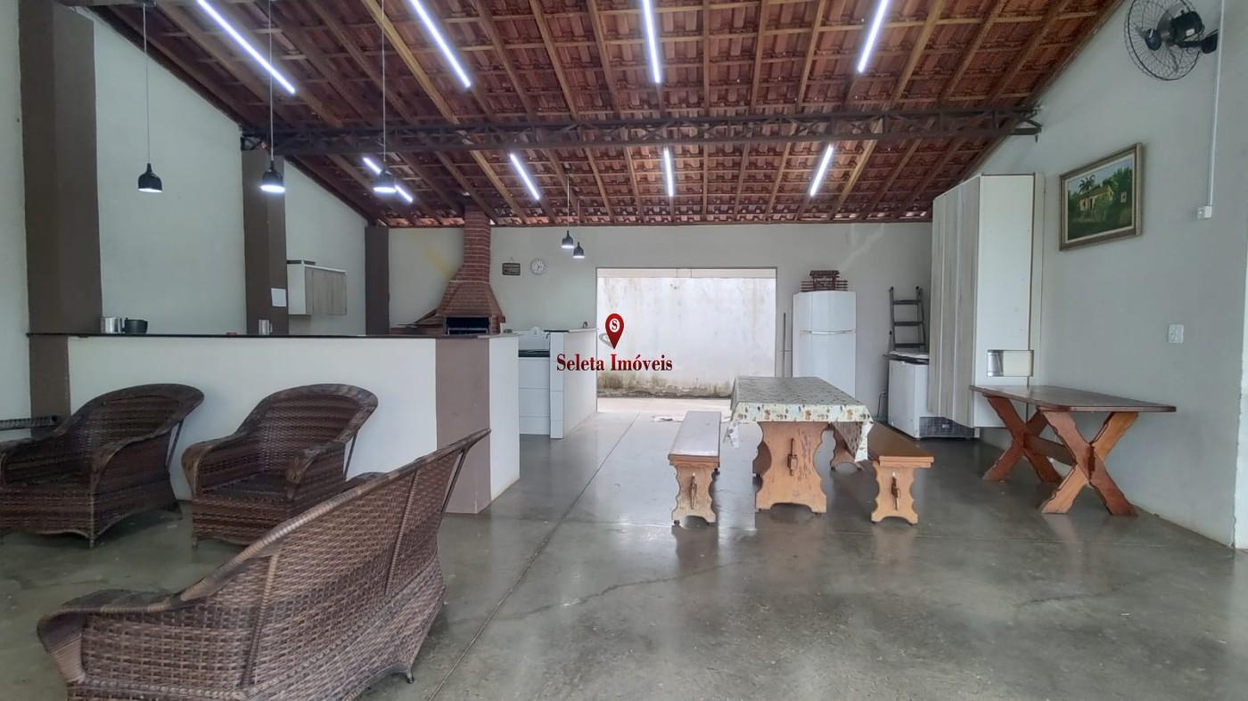 Chácara, 3 quartos, 884 m² - Foto 2