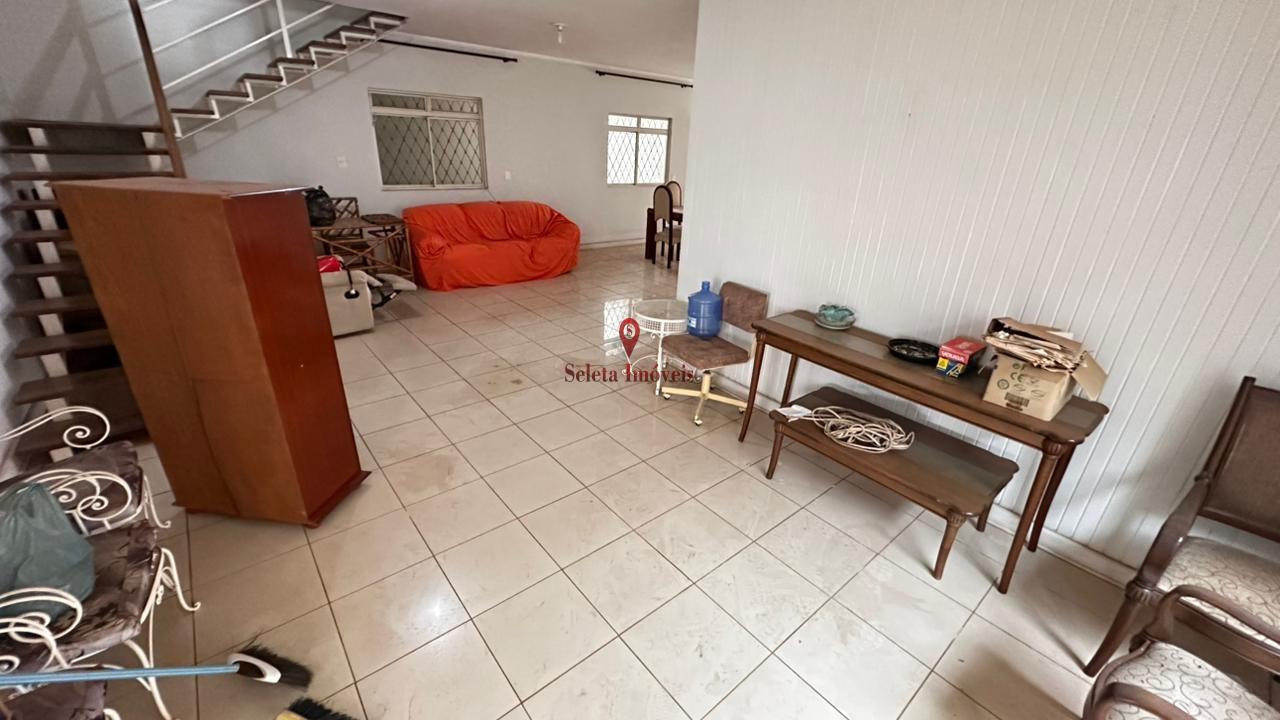 Casa, 5 quartos, 250 m² - Foto 3