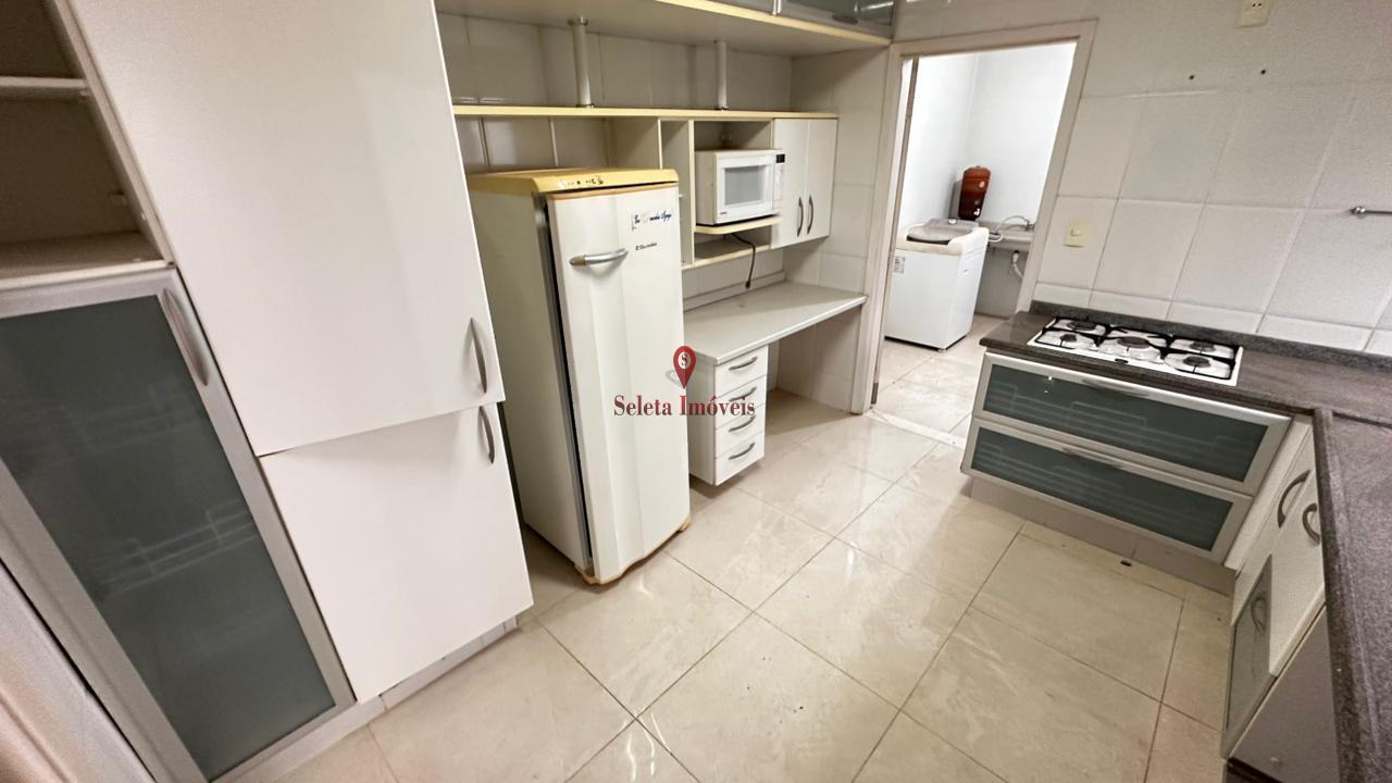 Casa, 5 quartos, 250 m² - Foto 8