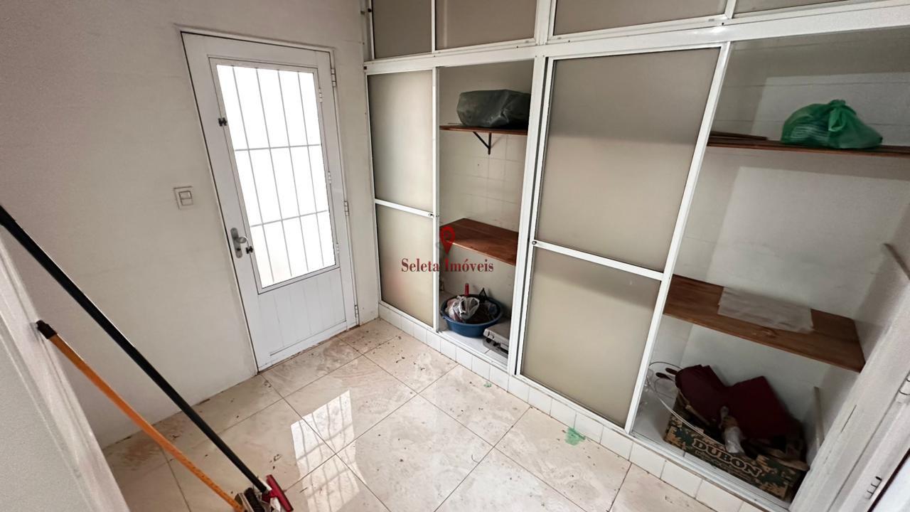 Casa, 5 quartos, 250 m² - Foto 24