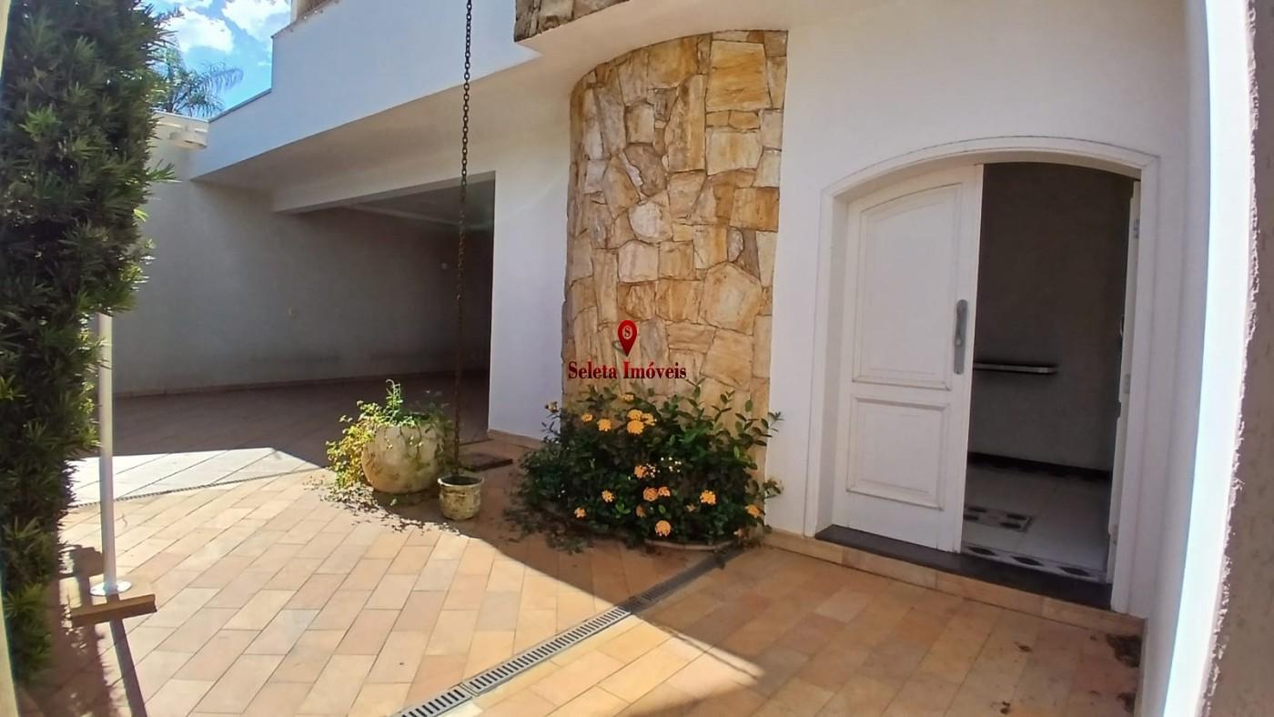 Casa, 3 quartos, 388 m² - Foto 3
