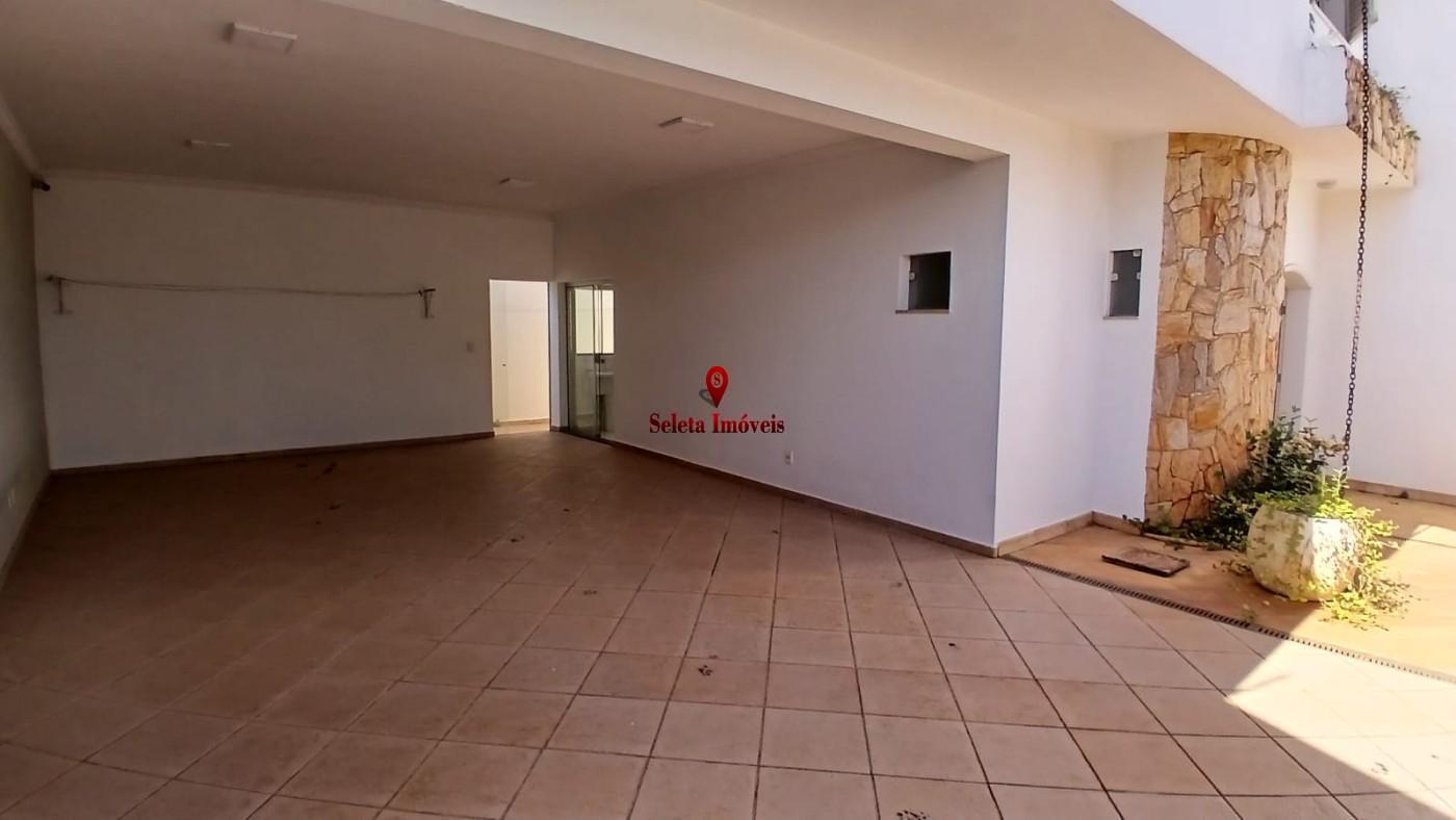Casa, 3 quartos, 388 m² - Foto 2
